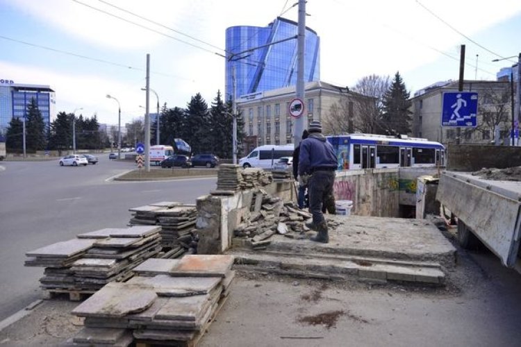 Reabilitarea pasajului pietonal subteran din str. Ion Creangă – Piața ”Dimitrie Cantemir” Pretura sectorului Buiucani a... - sectorului Buiucani